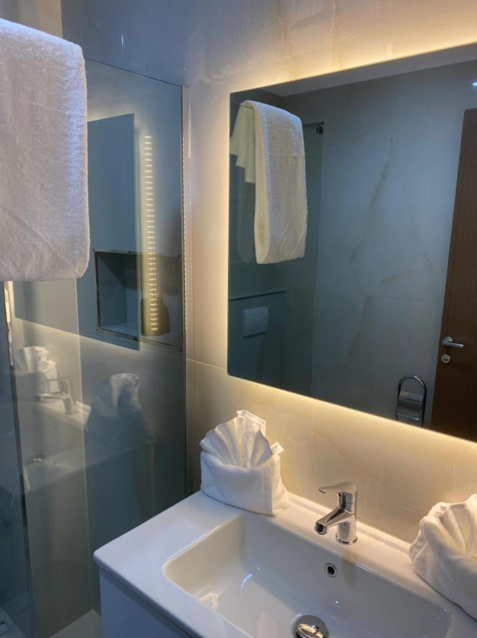 Pamja E Qyteteve Hotel Kruje Luaran gambar